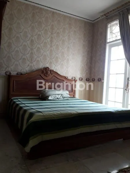 image RUMAH SIAP HUNI 2 LANTAI 3+1 KT LEGENDA WISATA CIBUBUR (3)