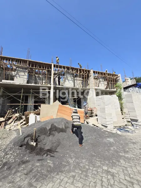 image NEW MINIMALIS PANJANG JIWO PERMAI STRATEGIS DEKAT RAYA JEMURSARI  (1)