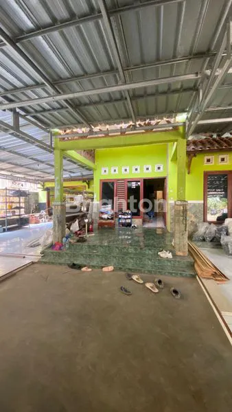 image RUMAH SIAP HUNI,2 RUKO DAN 5 KAMAR KOST BSB MIJEN SEMARANG BARAT (1)