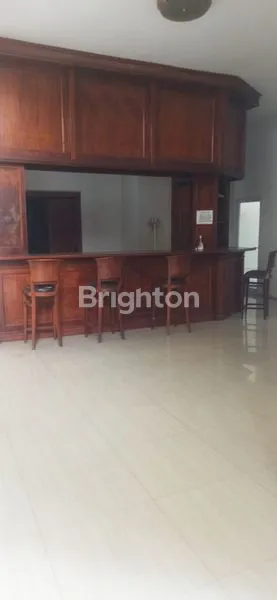 image DISEWAKAN RUMAH MEWAH DI AREA ELIT DENPASAR SELATAN (7)