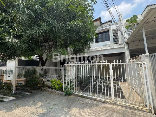 image DIJUAL RUMAH 2 LANTAI DI KELAPA GADING JAKARTA UTARA. DEKAT MALL KELAPA GADING (1)
