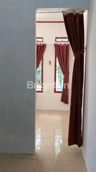 image DIJUAL CEPAT RUMAH KONTRAKAN 3 PINTU DI  KAYU GEDE, GRAHA RAYA DEKAT ALAM SUTERA, BSD, BINTARO, GADING SERPONG, KEMBANGAN, JAKSEL, JAKBAR, TANGSEL (6)