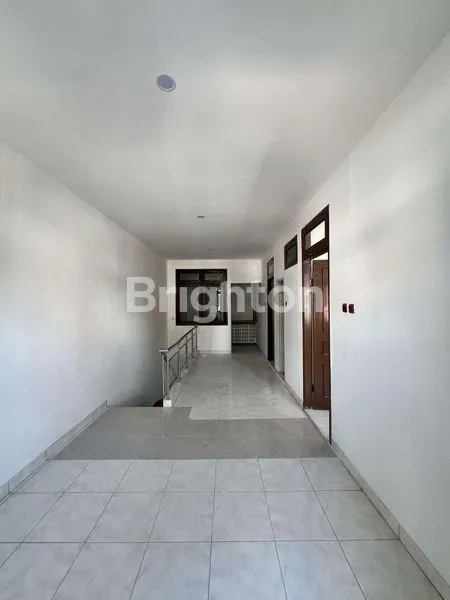 image RUMAH TAMAN PALEM LESTARI SIAP HUNI & BEBAS BANJIR.HANYA SELANGKAH KE BERBAGAI FASILITAS MENARIK. (4)