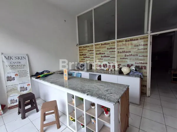 image RUKO 3 LANTAI DI JALAN VETERAN BANJARMASIN (5)