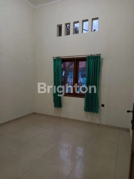 image RUMAH DI RAWALUMBU (6)