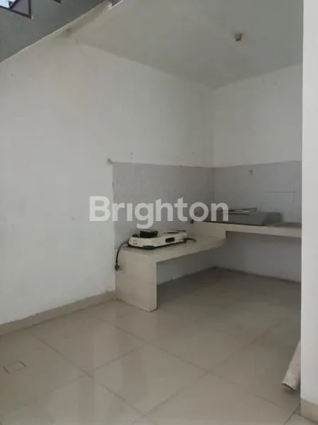 image RUMAH 2 LANTAI SIAP HUNI DI PERUM JAYA MASPION (8)