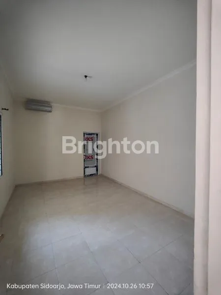 image RUMAH DI LINGKUNGAN ASRI (8)