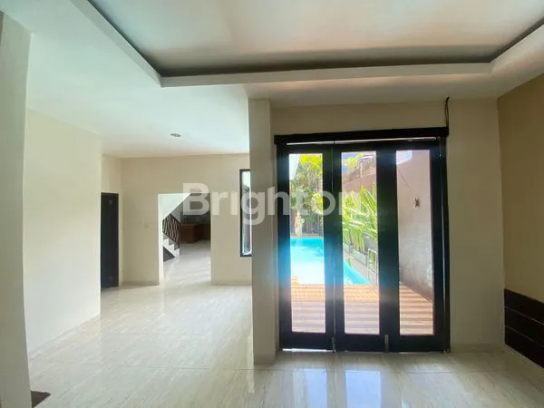 image VILLA 3 KAMAR TIDUR SEMI FURNISH DI PENGIYASAN SANUR (7)