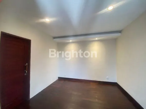 image VILLA 3 KAMAR TIDUR SEMI FURNISH DI PENGIYASAN SANUR (3)