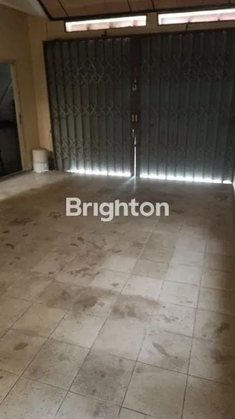 image RUMAH MEWAH 2 LANTAI DEKAT PARAGON MALL, AREA PREMIUM MANGKUBUMEN (7)