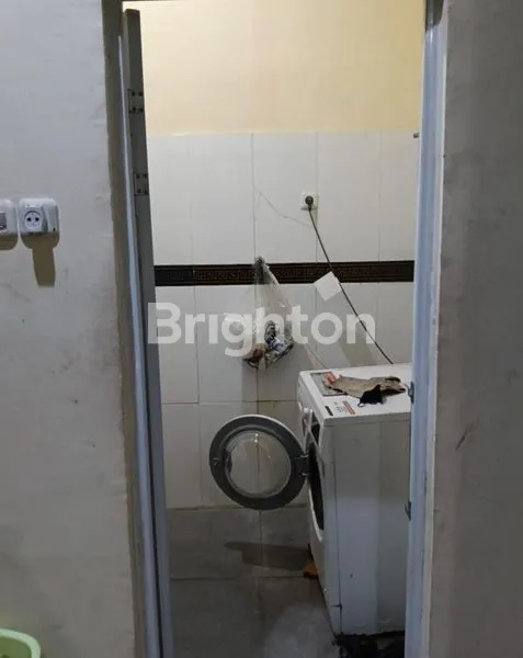 image RUMAH 3 LANTAI SANGAT STRATEGIS DI PAMULANG TANGERANG SELATAN (4)