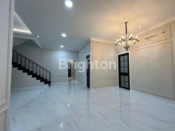image DIJUAL RUMAH MEWAH LOKASI ISTIMEWA (2)