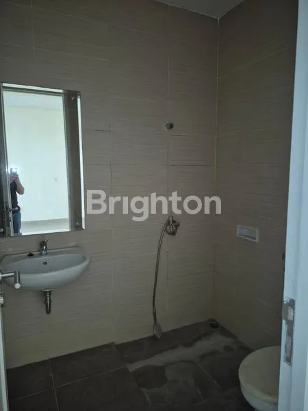 image RUMAH ORCHARD PARK. CLUSTER CARICA. SIAP HUNI.  BARU RENOVASI. BATAM CENTER (6)