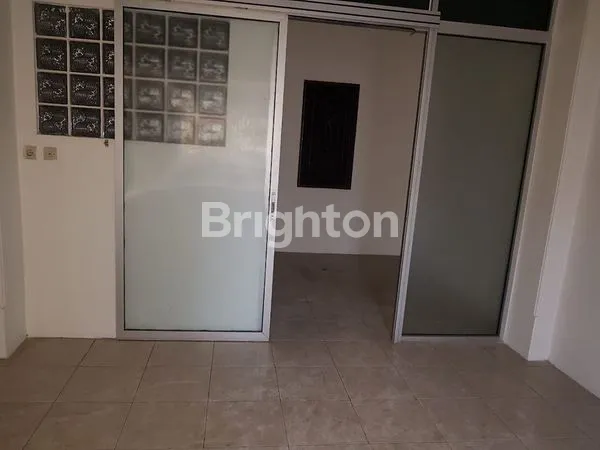 image RUMAH 4 LANTAI UNTUK USAHA & TEMPAT TINGGAL SIAP DIHUNI\NLOKASI JELAMBAR (3)