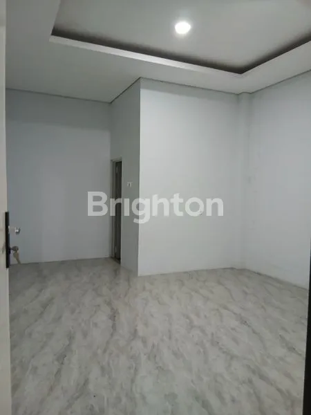 image RUMAH BARU GRESS PUCANG INDAH SIDOARJO KOTA 1,6M NEGO SAMPAI JADI (6)