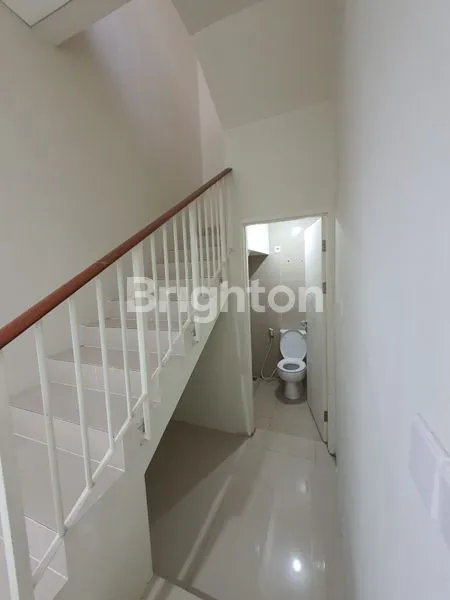 image READY RUMAH PREMIUM MINIMALIS DI CITRALAND NORTHWEST PARK SURABAYA BARAT JAWA TIMUR. DEKAT SEKOLAH CITRA BERKAT, GWALK, KAMPUS UNESA, PINTU MASUK TOLL, WIYUNG, SUKOMANUNGGAL, PAKUWON INDAH. LOKASI TENGAH KOTA STRATEGIS.  (3)