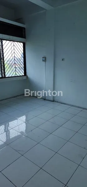 image RUMAH 3 LANTAI LT 77M² BAGUS BUAT BISNIS & TEMPAT TINGGAL (6)