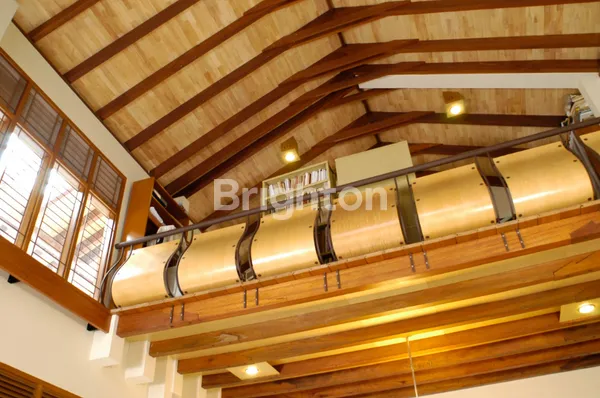 image DIJUAL RUMAH BAGUS KARYA ARSITEK DI CEMPAKA PUTIH (3)