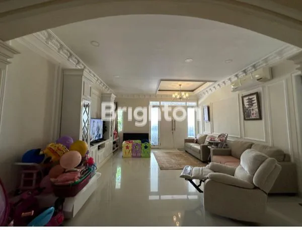 image DIJUAL RUMAH MEWAH 2 LANTAI 4KT SEMI FURNISHED DI SUMMARECON BEKASI (2)