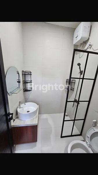 image RUMAH MODERN SKANDINAVIA LOKASI DEKAT  GRAHA RAYA (4)