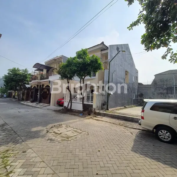 image PERUMAHAN GRAHA INDAH, GAYUNG KEBONSARI MINIMALIS 2 LANTAI, FULL FURNISHED, ROW JALAN LEBAR, DEKAT A. YANI, DEKAT MASJID AL-HIKMAH GAYUNGSARI DAN SEKOLAH DASAR AL-HIKMAH (8)