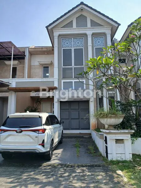 image RUMAH 2 LANTAI CLUSTER GREENWICH BSD CITY TANGERANG (2)