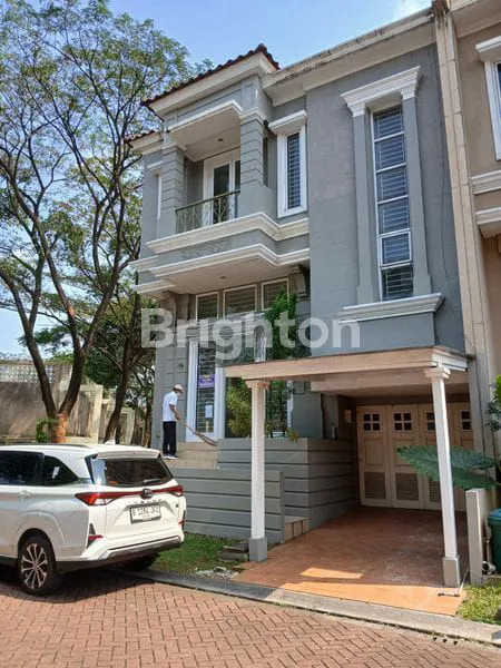image RUMAH 2 LANTAI CLUSTER GREENWICH BSD CITY TANGERANG (1)