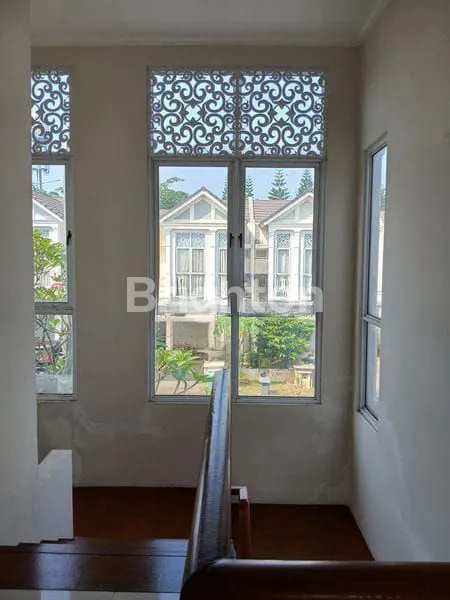 image RUMAH 2 LANTAI CLUSTER GREENWICH BSD CITY TANGERANG (3)