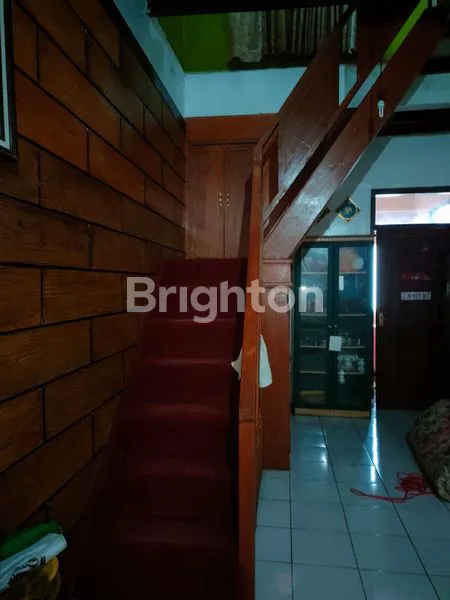 image RUMAH 2 LANTAI STRATEGIS DI SARIMANAH, 6KT COCOK UNTUK KOST (2)