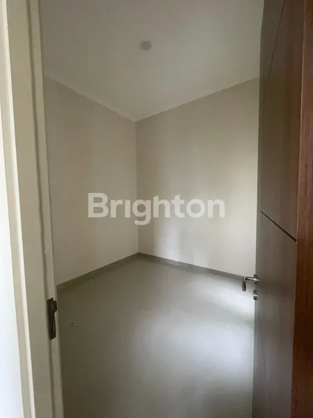 image RUMAH MANGGA PONDOK TJANDRA, BARU GRESS MINIMALIS, DEKAT MERR 2C (7)