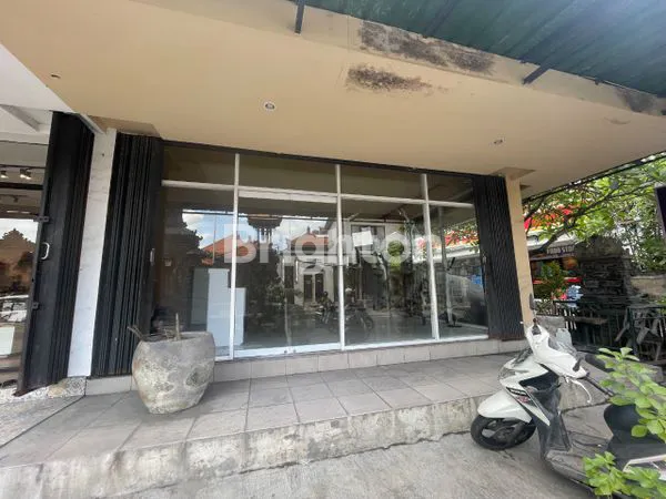 image DISEWAKAN TOKO STRATEGIS DI PERERENAN - CANGGU (1)