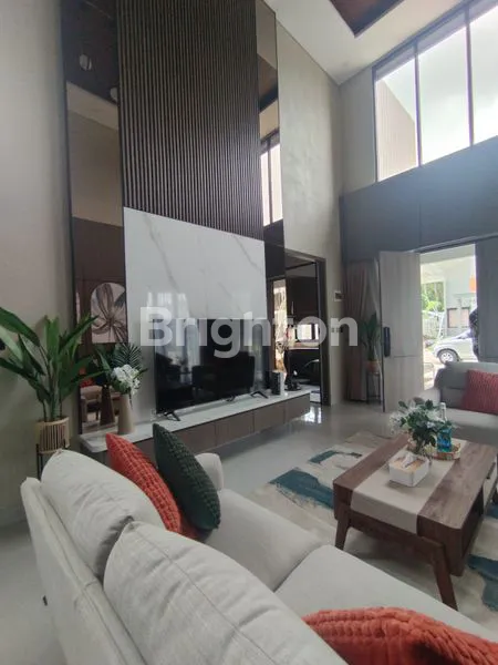 image RUMAH CIPUTRA CRYSTAL, SIAP HUNI FULL FURNISHED (1)