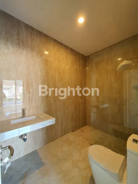 image RUMAH ISTIMEWA LUAS & SIAP HUNI DI BSD (5)