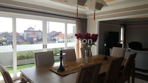 image RUKO 4 LANTAI DENPASAR BARAT PINGGIR JALAN RAYA (1)