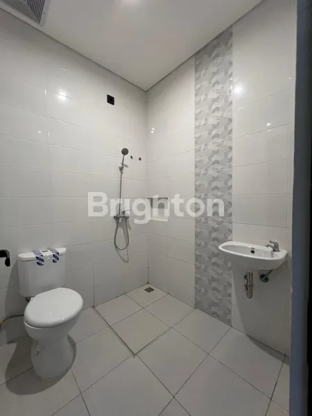 image RUMAH 2 LANTAI BARU GRESS, FURNISHED DAN SIAP HUNI AREA MANUKAN (5)