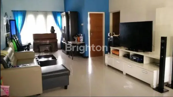 image RUMAH MEWAH KUTISARI DEKAT PETRA, 4KT MODERN SIAP HUNI (4)