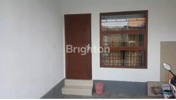 image RUMAH MEWAH 3KT FULL FURNISH DI SESETAN - SIAP HUNI TINGGAL BAWA KOPER (3)