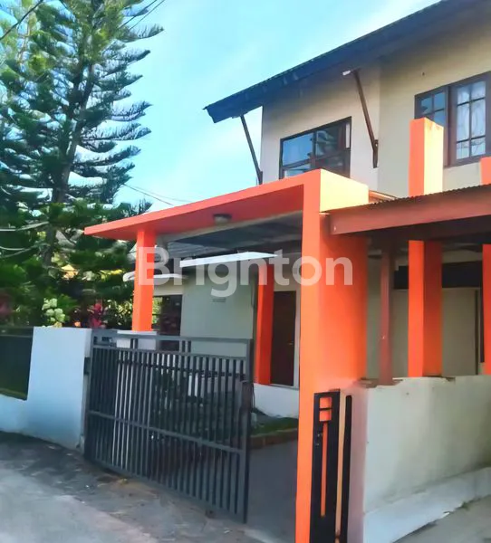 image DISEWAKAN RUMAH CANTIK HOOQ BALIKPAPAN REGENCY (1)