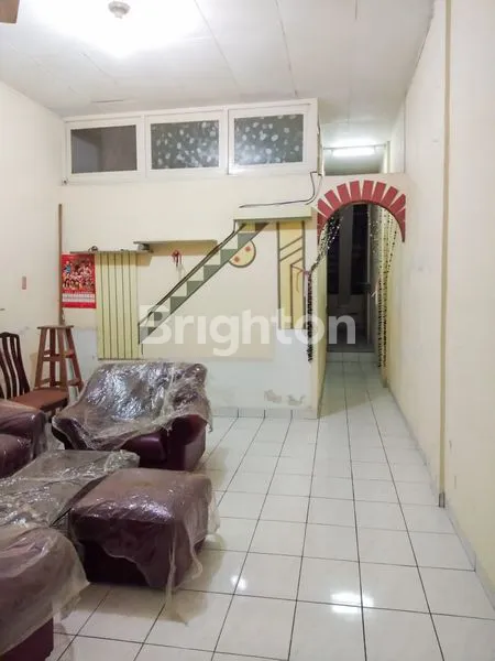 image  DI JUAL / SEWA RUKO SIAP HUNI - 3,5 TINGKAT - DI PUSAT INTI KOTA - LOKASI STRATEGIS - JL AIRLANGGA - ZAINUL ARIFIN - MEDAN (3)