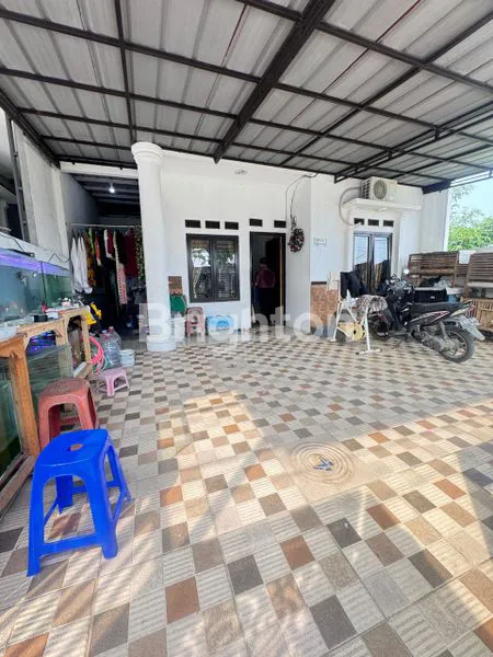 image RUMAH 2 LANTAI SIAP HUNI DI KEMANG REGENCY, DEKAT TOL KAYU MANIS (2)