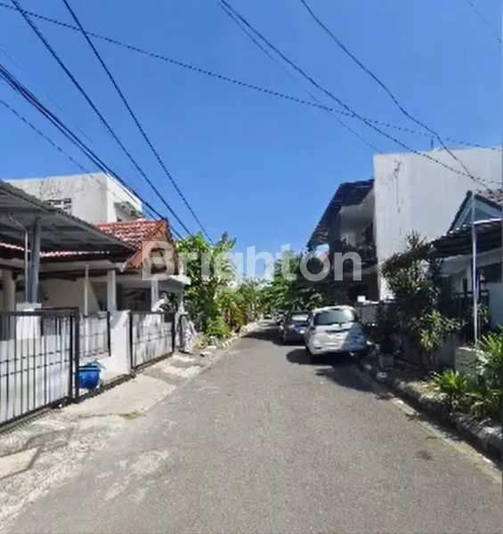 image RUMAH 1 LANTAI NYAMAN ASRI STRATEGIS SUTOREJO PRIMA INDAH DEKAT RAYA MULYOSARI KENJERAN PAKUWON CITY  (2)