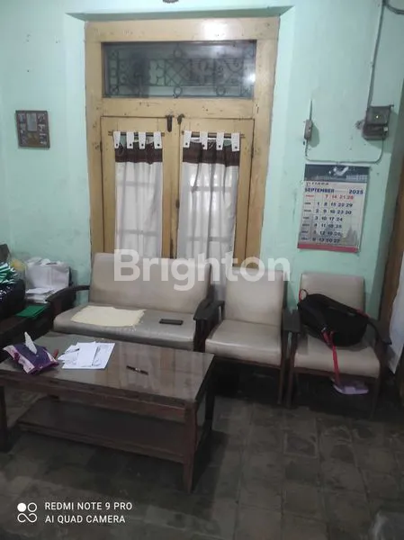 image RUMAH STRATEGIS DI JL. SLAMET RIYADI SOLO (6)