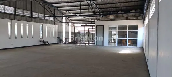 image GUDANG BEBAS MACET, BANJIR  DEKAT EXIT TOL PAKIS KOTA MALANG (3)