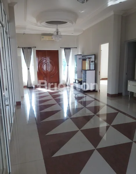 image SIAP HUNI MANYAR LEBAR 12 COCOK UNTUK TEMPAT TINGGAL, KANTOR, RUMAH USAHA, DEKAT RAYA MANYAR, NGAGEL, NGINDEN, SEMOLOWARU, RAYA MERR, KLAMPIS, WISMA MUKTI (3)