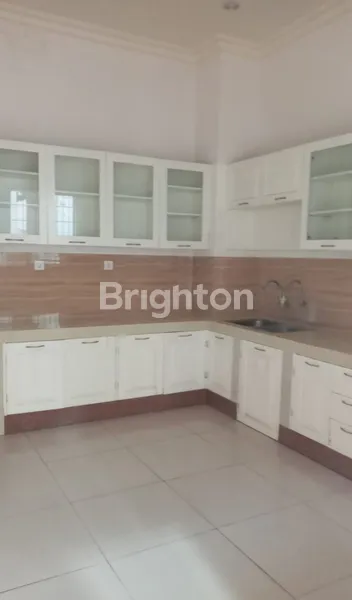 image SIAP HUNI MANYAR LEBAR 12 COCOK UNTUK TEMPAT TINGGAL, KANTOR, RUMAH USAHA, DEKAT RAYA MANYAR, NGAGEL, NGINDEN, SEMOLOWARU, RAYA MERR, KLAMPIS, WISMA MUKTI (6)