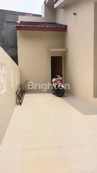 image RUMAH BARU DALAM KOMPLEK GALAXY BEKASI DEKAT PEKAYON (7)