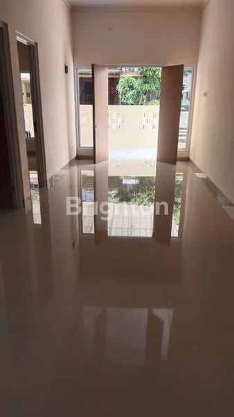 image RUMAH BARU DALAM KOMPLEK GALAXY BEKASI DEKAT PEKAYON (2)