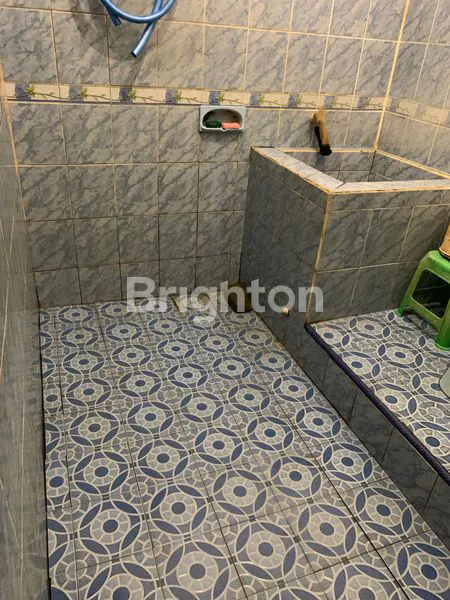 image RUMAH STRATEGIS 1 LANTAI DI TROPODO WARU – 4 KAMAR, HADAP TIMUR, HARGA 900 JT / NEGO (8)