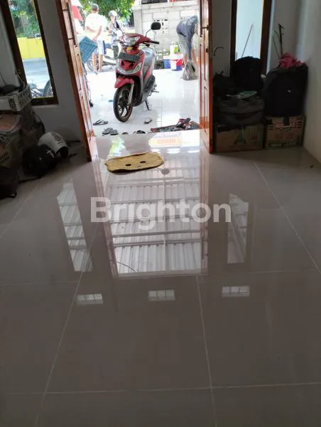 image RUMAH SHM 3 KAMAR DI JIWAN MADIUN, AKSES STRATEGIS KE KOTA (3)