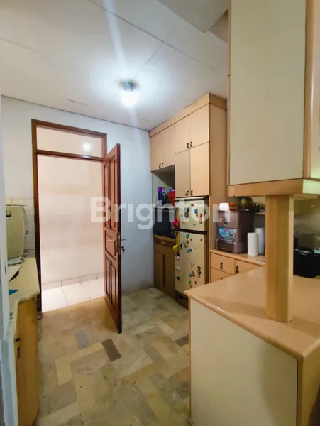 image RUMAH KLASIK LUAS 304M² DI KAWASAN PREMIUM PONDOK INDAH (6)